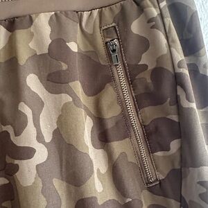 Marrakech Olive Green Camo Jogger Pants Size 8